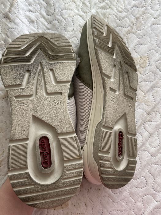 Жіночі шкіряні кросівки rieker 39 розмір