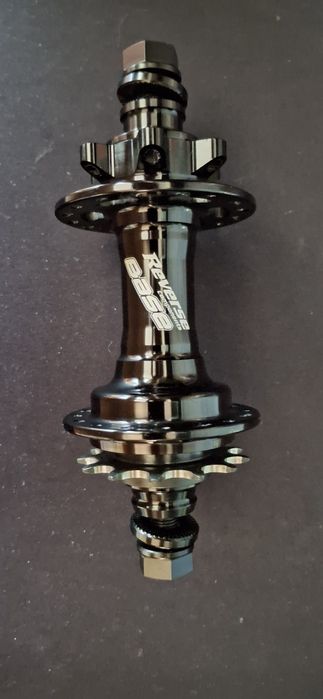 Piasta Reverse Base