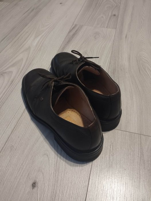 Klasyczne buty meskie wizytowe skorzane Russell & Bromley 43