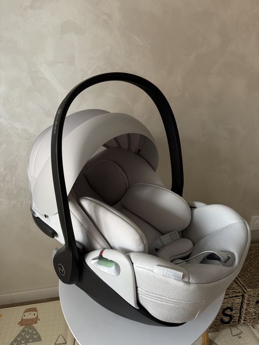 Автокрісло Cybex Cloud T i-Size Plus