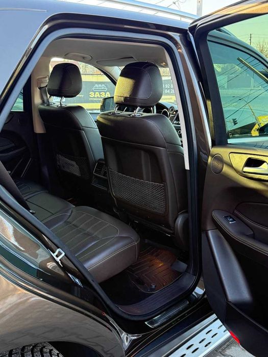 продам власний офіційний автомобіль !!!