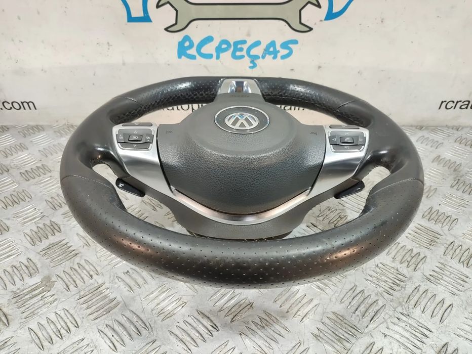Volante Completo Flat Bottom Pele Perfurada Patilhas Multifunções VW
