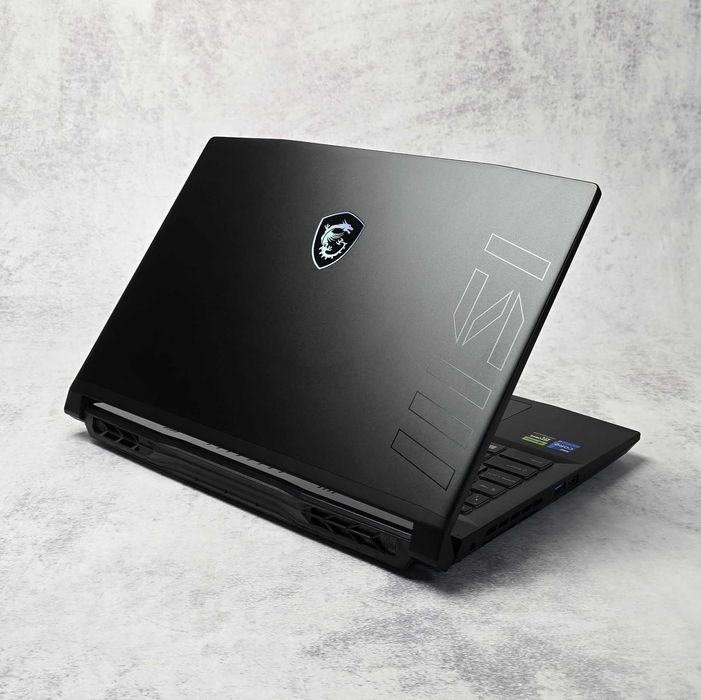 Ноутбук 16" MSI Crosshair A13VGK i7-13620H 32/1Tb RTX 4070 8Gb 144Hz