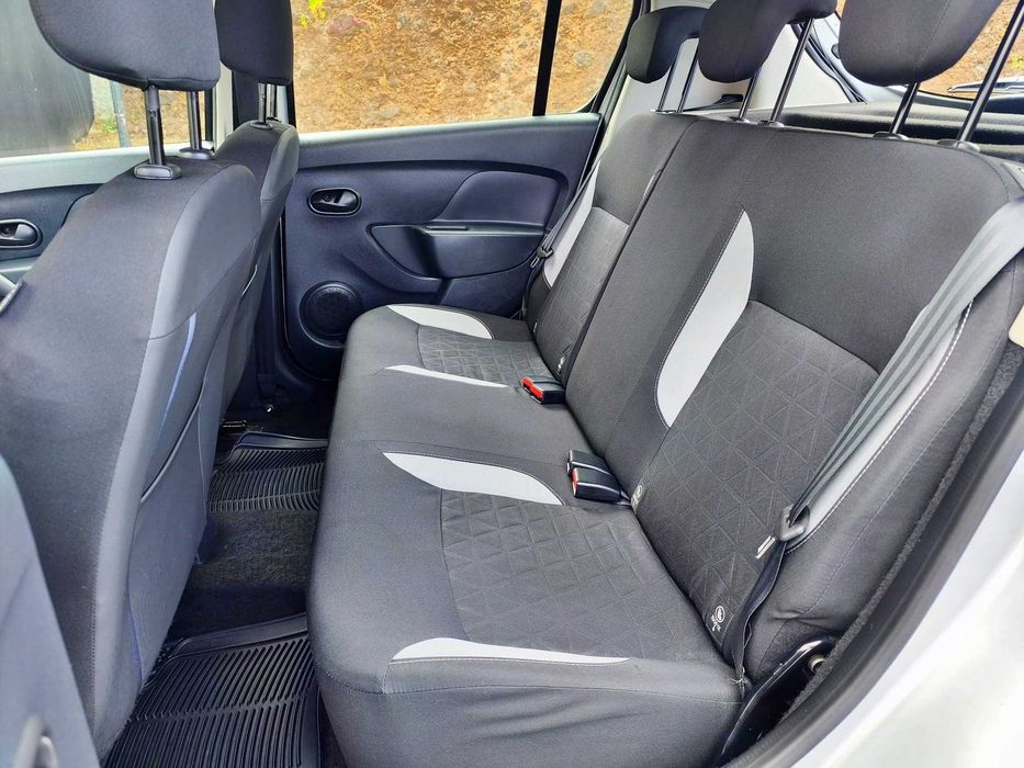 Dacia Sandero — fotografia 12