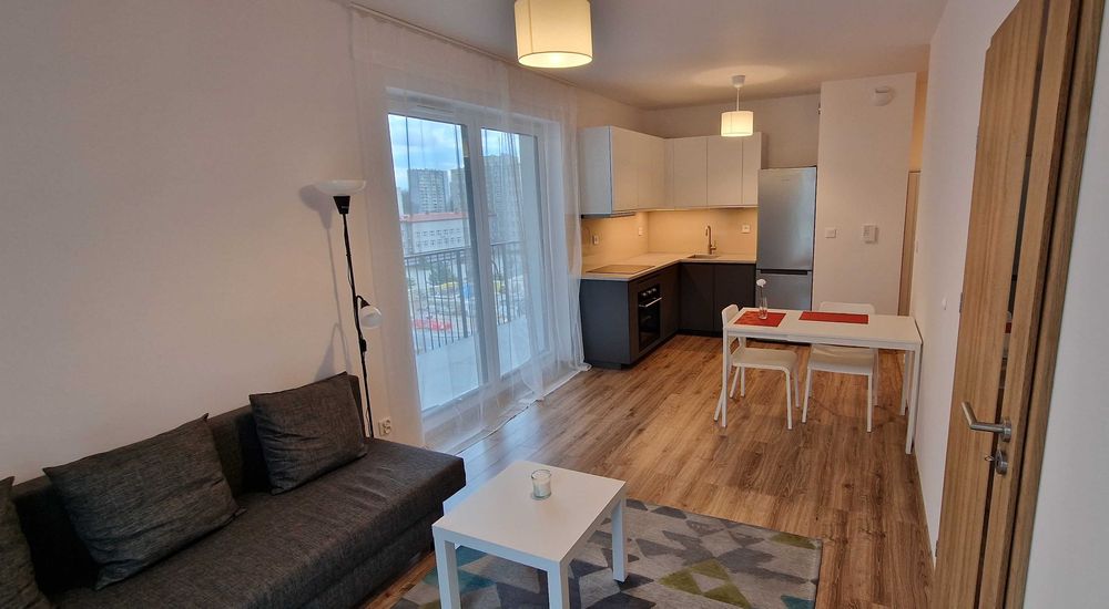 Do wynajęcia mieszkanie 2 pokojewe | jasne | duży balkon | winda | Mistrzejowice