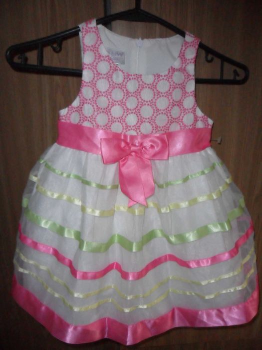 Платье нарядное на 2 года, сукня