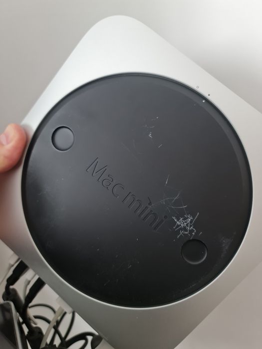 Computador Mac mini + monitor