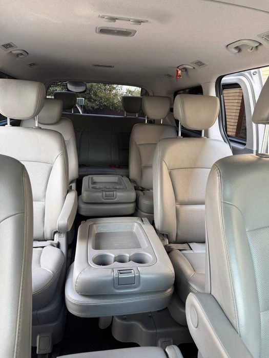 Hyundai Grand Starex 2017 VIN KMJWA37KBHU897038 фото оголошення 10 з 21