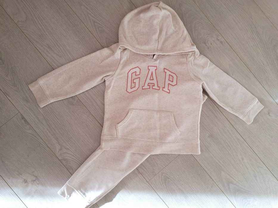 Костюм Gap на флісі