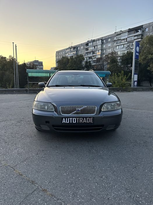Продам:Volvo V-70 2.4diesel