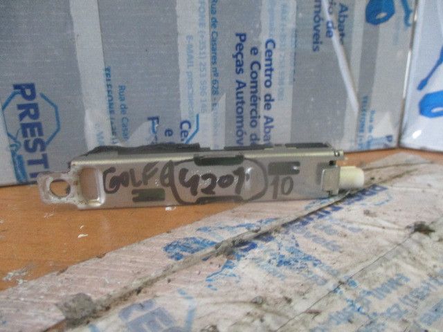 Antena VOLKSWAGEN Golf VI (5K1)