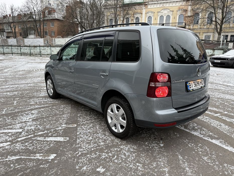 Продам Volkswagen Touran