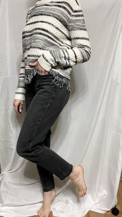 Чорні джинси мом