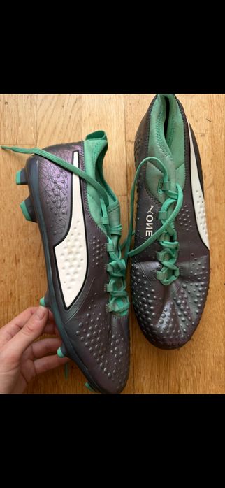 Є в наявності. 44 розмір 28 см puma бутси, копочки.