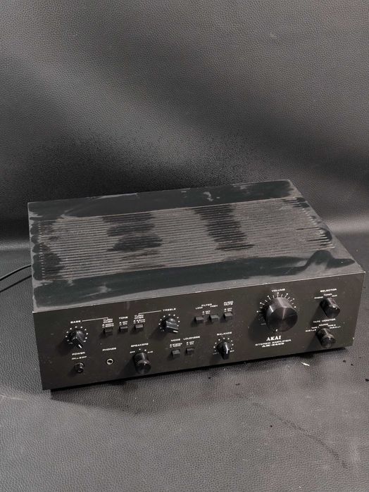 Wzmacniacz Akai AM-2400