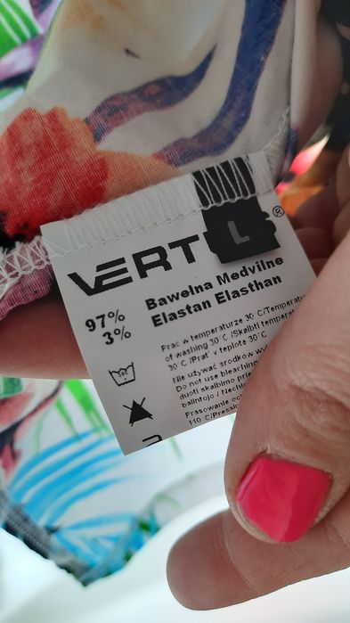 Sukienka Vertus L