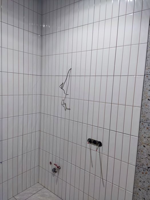 Мастер плиточник