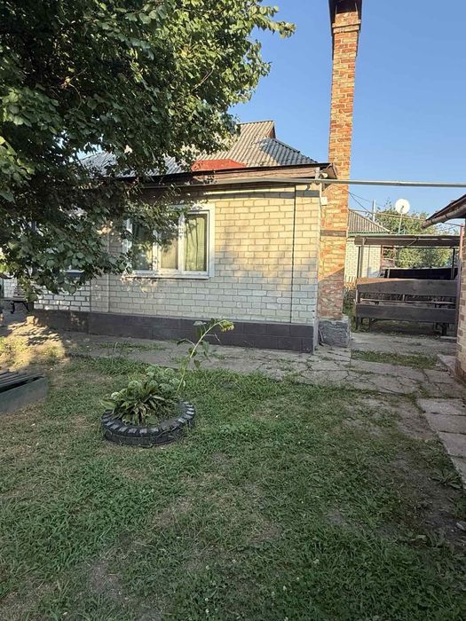 Сертифікати. Є Відновлення. Продам будин в центрі с.Піщане