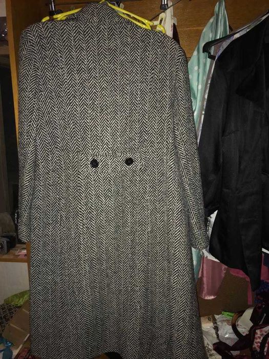 Шикарное классическое шерстяное  пальто ZARA  S р.