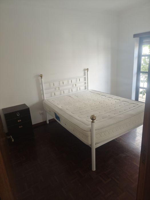 Arrenda-se apartamento em Avelar