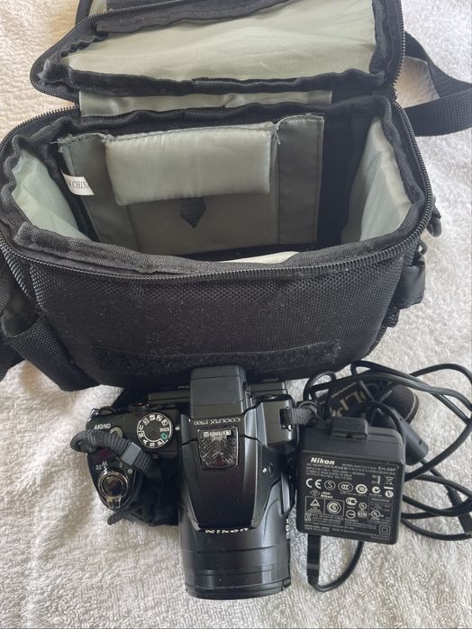 Vendo maquina fotografica NiKON COOLPIX P500