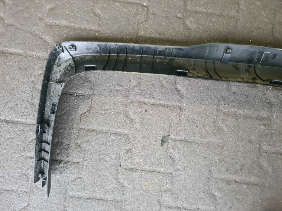 Mercedes Vito 447 boczek osłona klapy bagażnika listwa górna