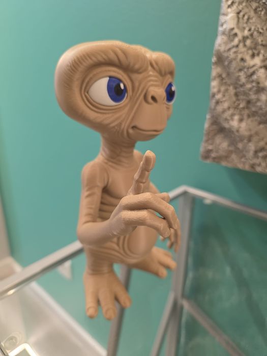 Figura decorativa inspirada no ET 22 cm