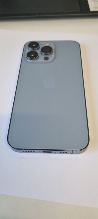 Sprzedam iphone 13 pro