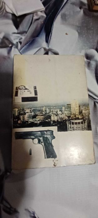 Livro _Por Perder a Cabeça_ de Duncan M. Cody