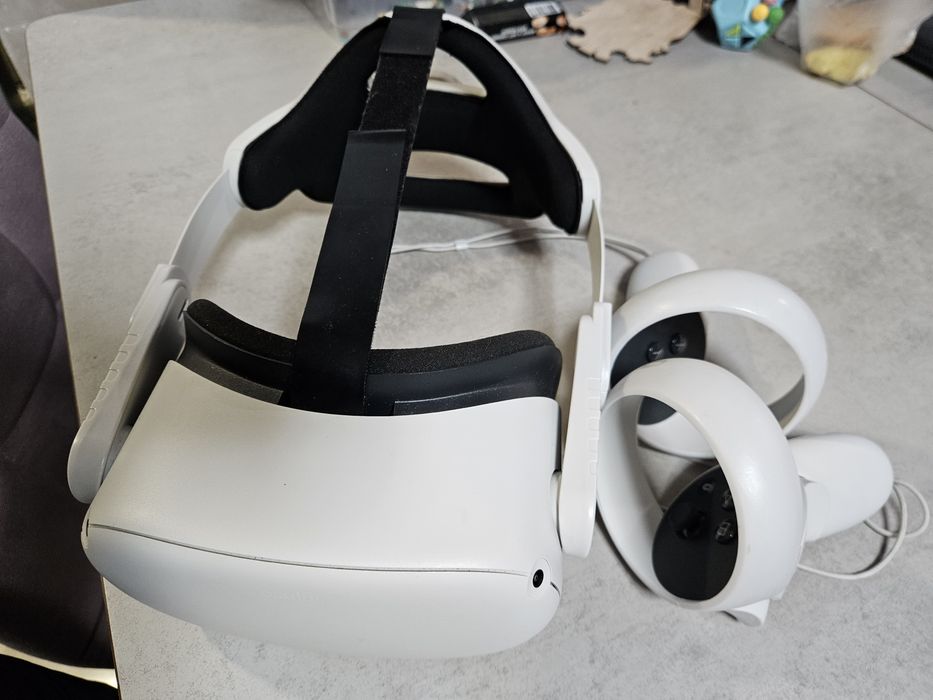 Oculus Quest 2 meta + аксесуар окуляри віртуальної реальності