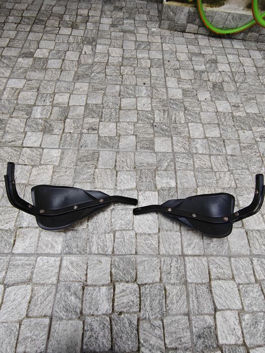 Protetores de mão Cycra