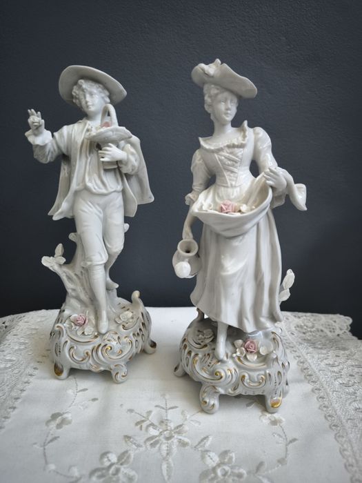 Stare figurki porcelanowe XIX wiek