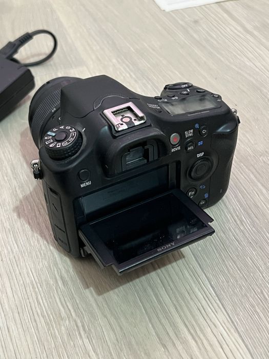 Фотокамера SONY a68 пробіг мінімальний
