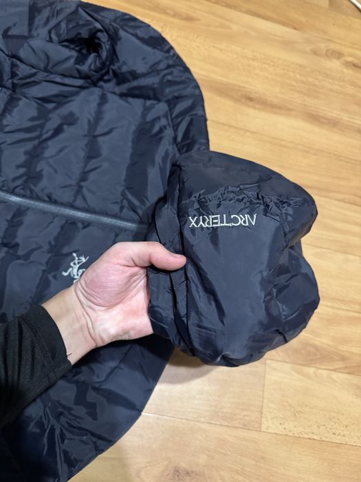 Продам микропуховик Arcteryx Thorium