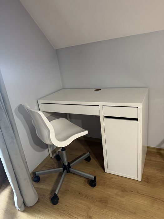 Biurko i krzeslo Ikea