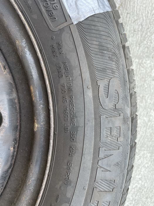 Koła opony zimowe i felgi stalowe 215/65 R16