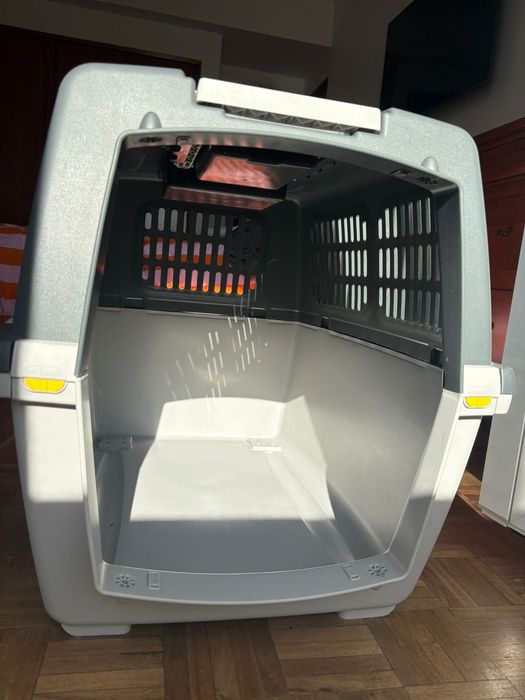 Caixa de transporte para cães