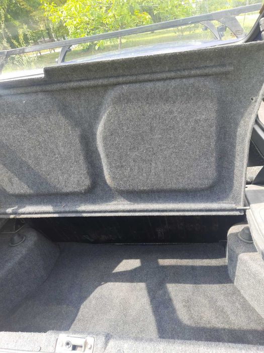 автомобіль Таврія 1102
