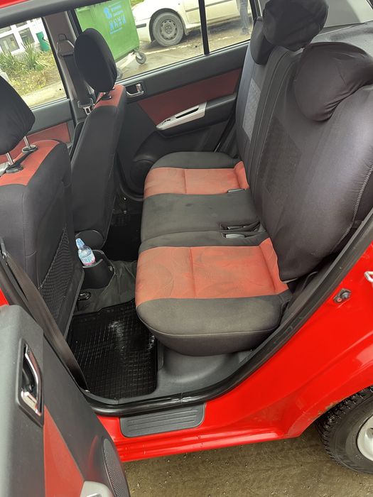 Автомобіль hundai