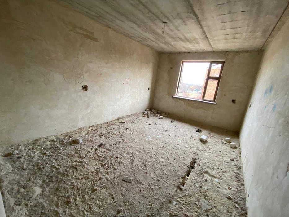 Продаж будинку - коробки біля Блакитного озера в Могилівці!