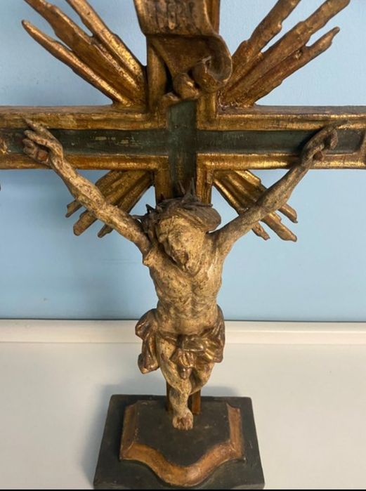Crucifixo Talha Dourada - 2a metade Sec. XVIII