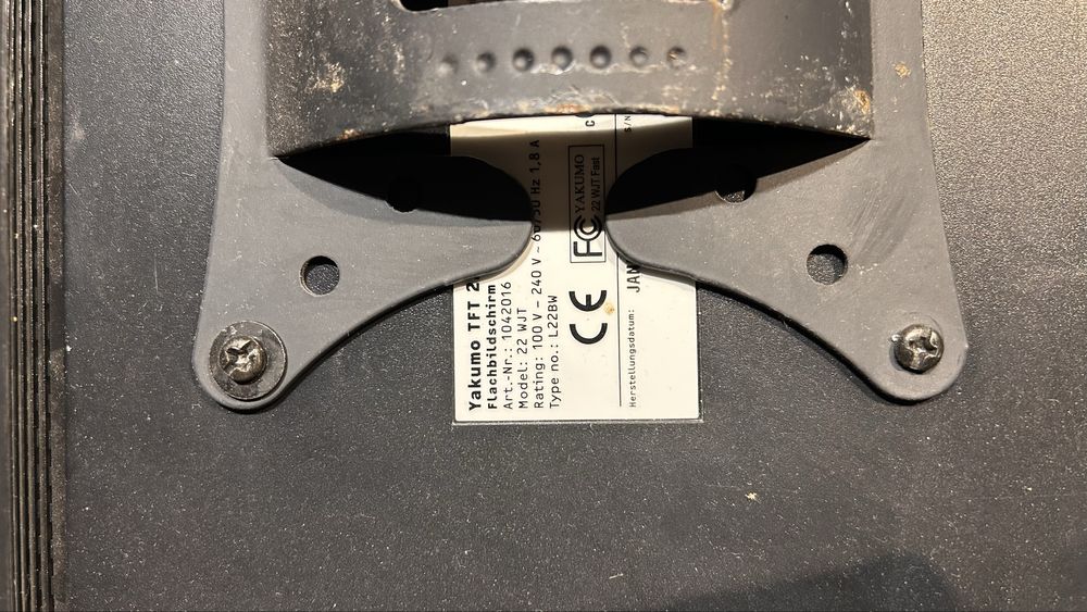 Yakumo 22" WJT Monitor – Excellent Condition64730228357891123