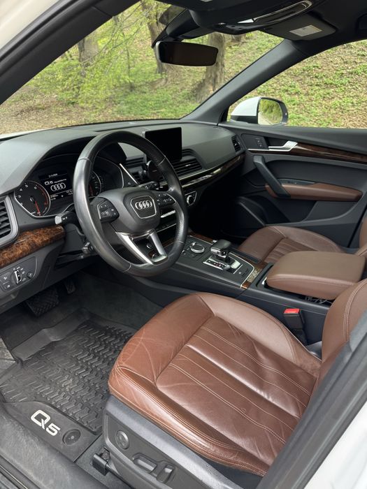 Продам Audi Q5 2017