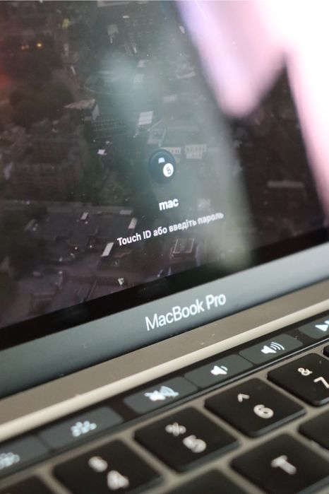 MacBook Pro 13, 2020, Apple M1, 8GB RAM