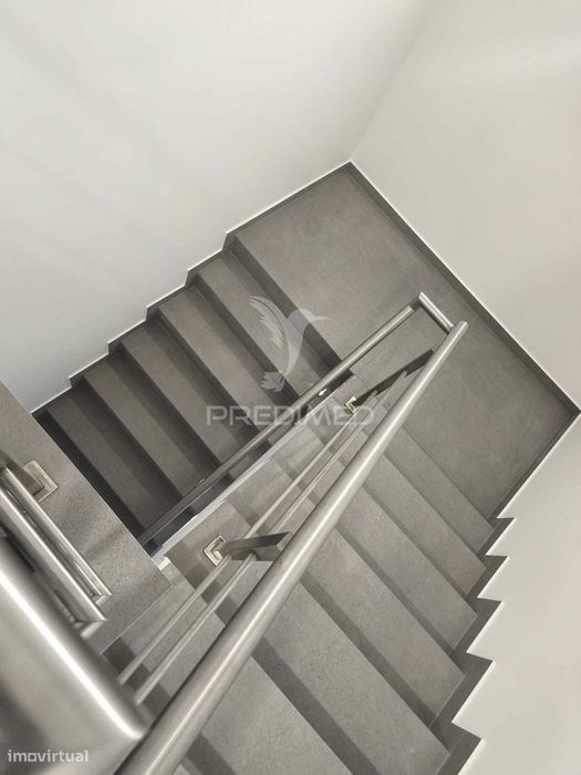 Apartamento novo  T0+1 no centro de Ovar