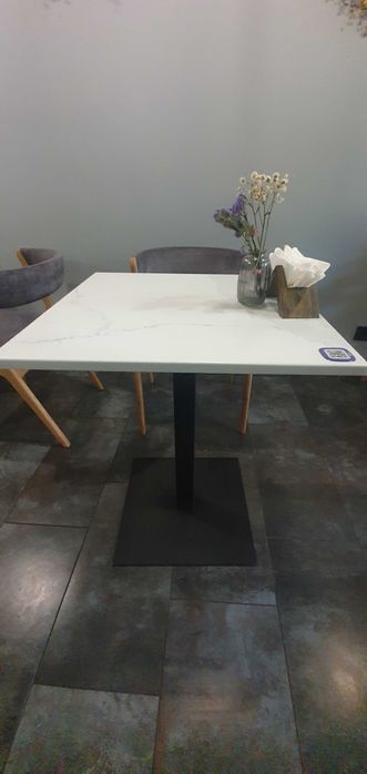 Стіл з мармуровою столешнею, 6 шт