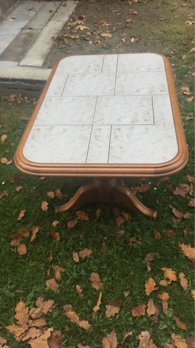 Zestaw Mebli Dębowych Witryna Kanapa i Fotele i Ława