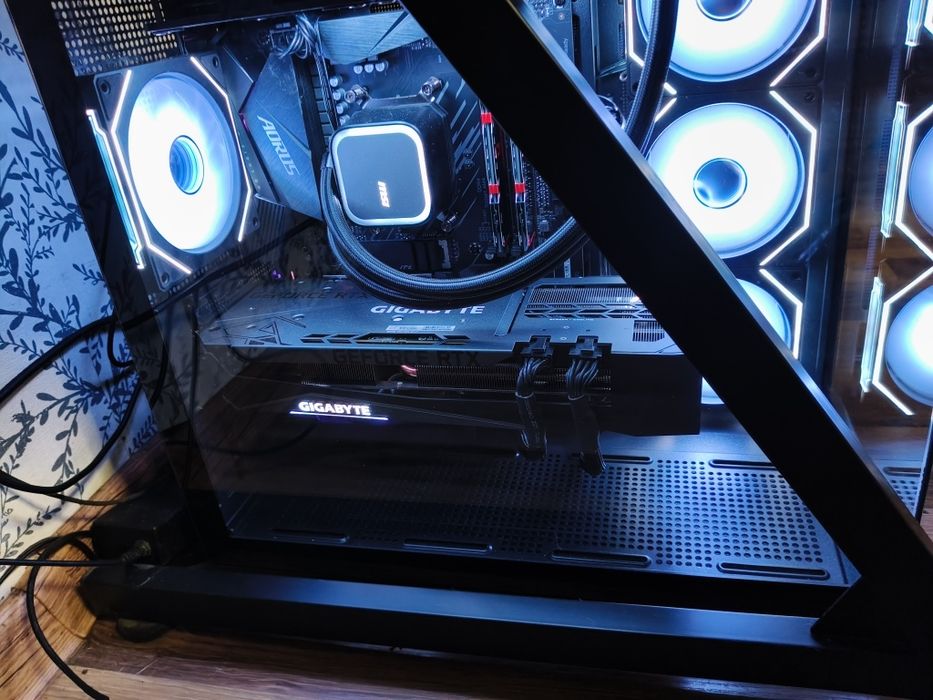 Mocny komputer gamingowy – Ryzen 7 5800X / RTX 3070 Ti / 32GB RAM