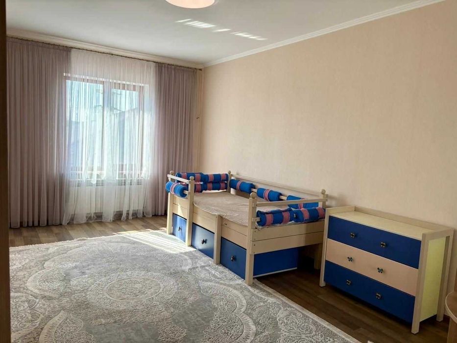 Продається компактний та затишний будинок в Совіньйоні.