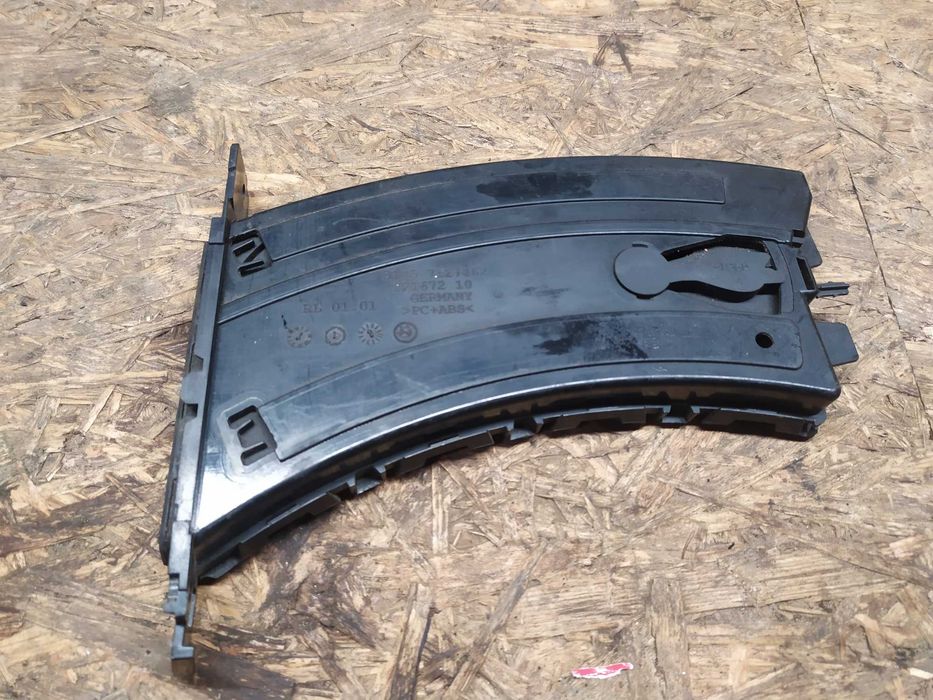 Підстаканник правий тримач стакану БМВ Е90 BMW E90